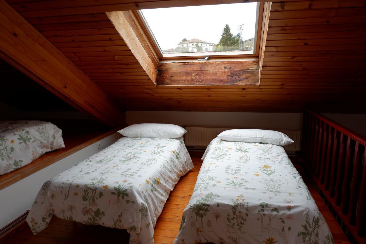 Albergue Familiar De Pintueles Piloña Εξωτερικό φωτογραφία